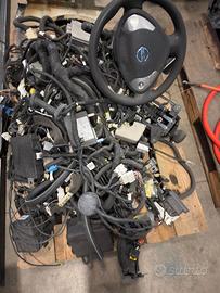 Sterzo meccanico-elettrico con centralina Nissan