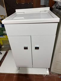 Mobile lavatoio in PVC