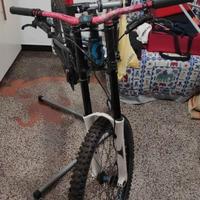 Bici da downhill Scott voltage