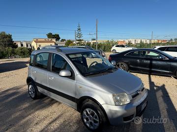 Fiat Panda 1.2 Climbing Natural Power 2.999€ PERMU