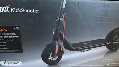 Monopattino Ninebot KickScooter F2 PRO