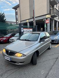 Lancia Y 1.2i cat Elefantino Blu