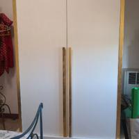 Armadio legno massello