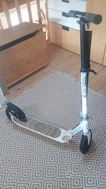 Monopattino Oxelo MID 7 pieghevole con tracolla
