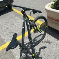 Bicicletta Rockrider ST530 sport trail