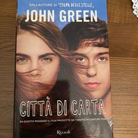 Libro Cittá di Carta di John Green