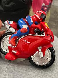 Chicco Ducati 1198 RC Moto Telecomandata con Manub