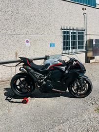 Ducati panigale v4 2021