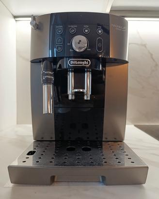 Macchina caffè De Longhi