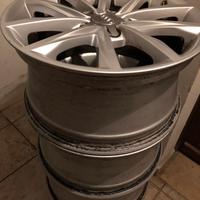 4 Cerchi in lega Audi 17”