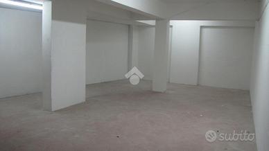 BOX A ALBISSOLA MARINA