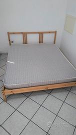 Letto matrimoniale