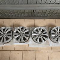 Cerchi in lega Volkswagen 16
