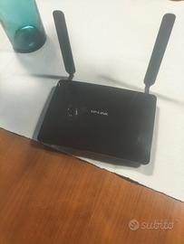 Modem router TP link MR6400 con slot per Som catd