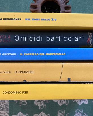 BUNDLE - 5 GIALLI ITALIANI MODERNI