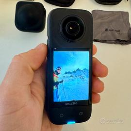 Insta 360 x3 + accessori