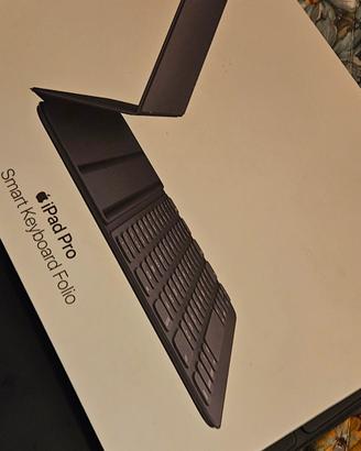 Tastiera iPad Smart Keyboard Folio 11"- COME NUOVA