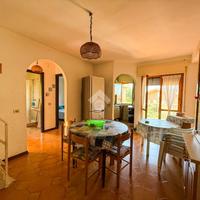 4 LOCALI A FALCONARA ALBANESE