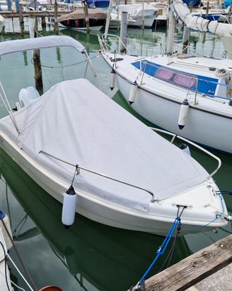 Open 40CV con Posto Barca
