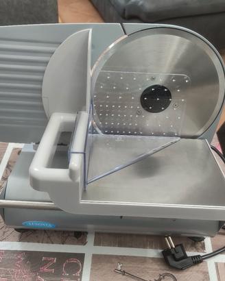 Affettatrice elettrica Ausonia 