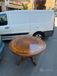 Tavolo antico in legno intarsiato – Stile Luigi XV