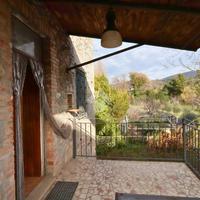 CASA SEMINDIPENDENTE A TERNI