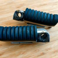 Pedalini originali Kawasaki Z750 (07-14)