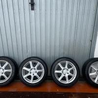 Cerchi in lega Dezent + pneumatici invernali