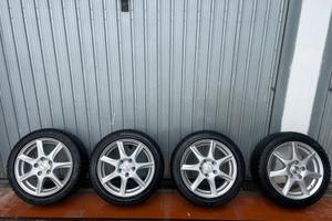 Cerchi in lega Dezent + pneumatici invernali