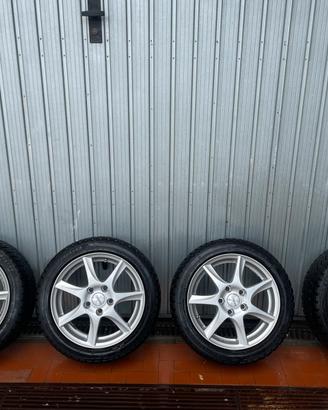Cerchi in lega Dezent + pneumatici invernali