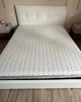 Letto contenitore matrimoniale