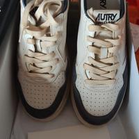 Scarpe Autry nuove con scatola 
