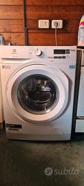 Lavatrice Electrolux serie 600 SensiCare 8 Kg