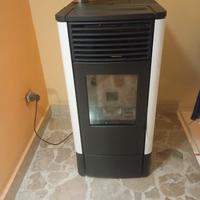stufa a pellet Ravelli s90 kW 8
