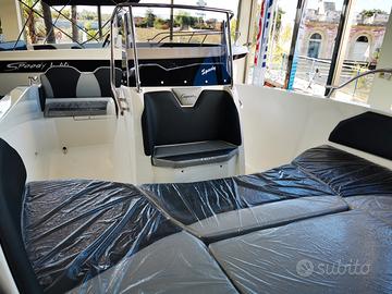 Speedy cayman 5.85 open 8 persone a bordo