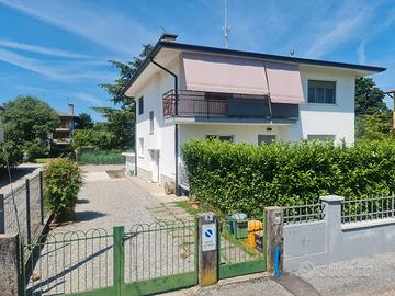 Appartamento Semindipendente Arredato e  Giardino 