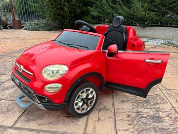 Fiat 500x rossa elettrica per bambini
