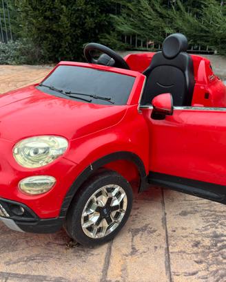 Fiat 500x rossa elettrica per bambini