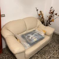 Divano Beige in pelle