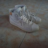 Scarpe Nike stivaletto