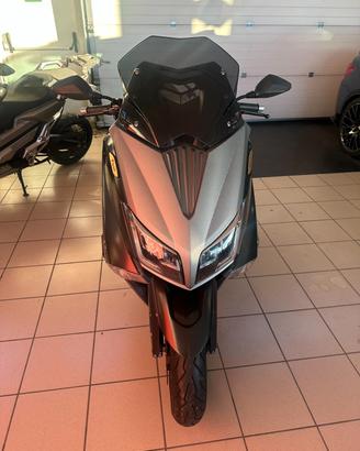 Yamaha TMAX 530