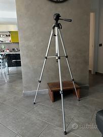 2 Treppiede  amazon basic