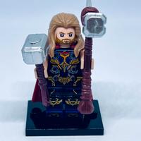 Minifigure MARVEL Avengers Tor