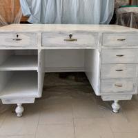 Scrittoio bianco stile shabby 