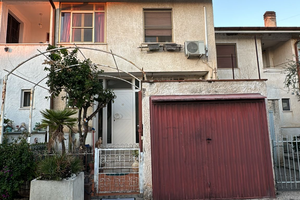 Zona sezze scalo villa a schiera