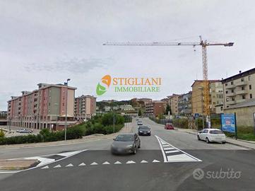 Ufficio, Parco Dei Pini - Campobasso