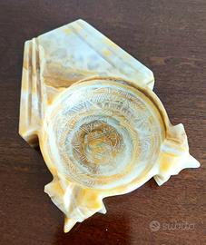 Posacenere in pietra scolpita in onice