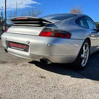 Porsche carrera 4 996