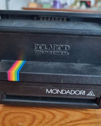Polaroid 600 Land Camera