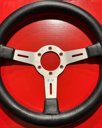 Volante momo gt 3 razze nuovo